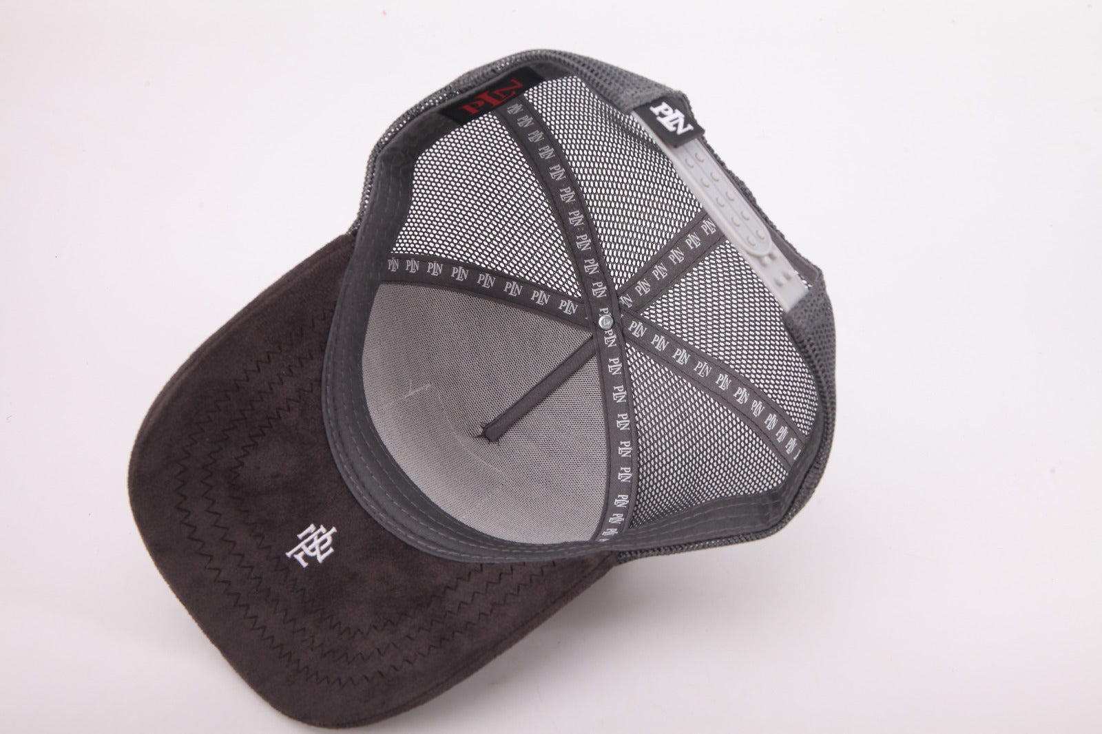 LA TABLITA HAT